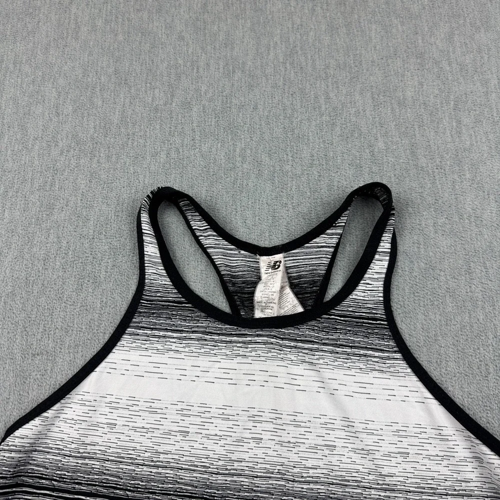 New Balance Tank Top Womens Medium White Striped Racerback‎ Yoga Gym Athletic